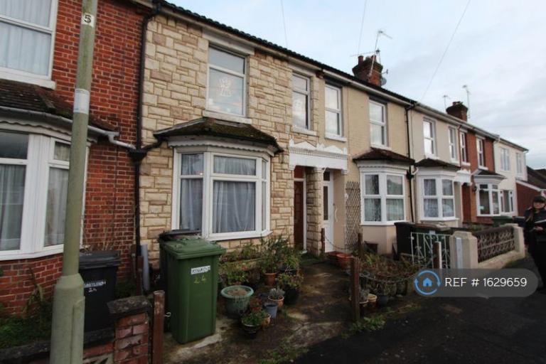 3 bedroom house in Consort Road, Eastleigh, SO50 (3 bed) (#1629659)