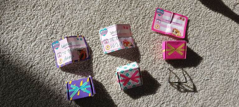 Little live pets mama surprise Guinea pig