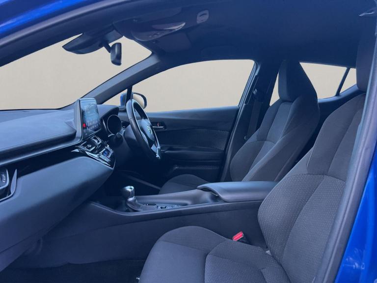 2019 Toyota C-HR 1.8 VVT-h Icon CVT Euro 6 (s/s) 5dr HATCHBACK Petrol/Electric Hybrid Automatic