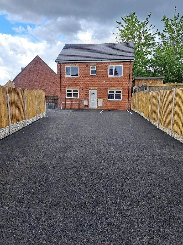 SUPPORTED LIVING ACCOMODATIONS FULLY FURNISHED PIP UC ONLY