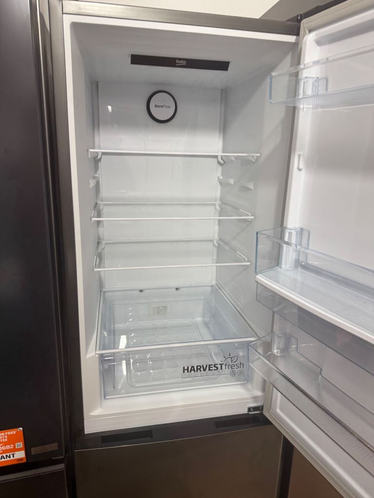 🧊New🧊RRP £479!! Beko 60cm Pro Fridge Freezer - Tall Harvest Fresh c