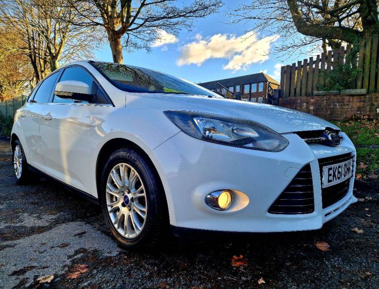 2012 FORD FOCUS 1.6 TITANIUM  *LOW MILES / FULL SERVICE HISTORY /  FULLY LOADED**