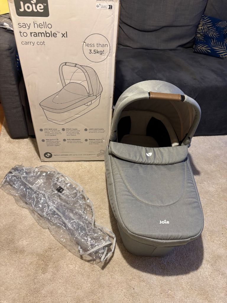 Joie ramble xl carry cot and rain cover