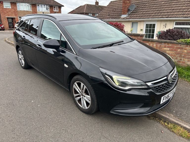 HPI CLEAR,2018 VAUXHALL ASTRA 1.6 CDTI,DIESEL,TIMING CHAIN DRIVEN ENGINE,ULEZ FREE,12 MONTHS MOT