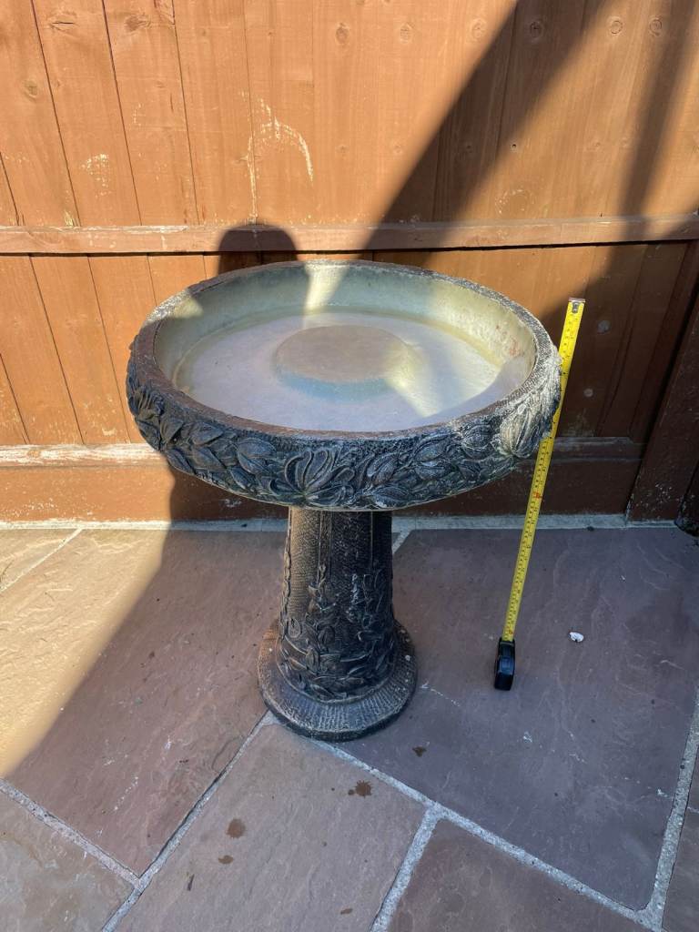 Stone Bird Bath – Good Condition