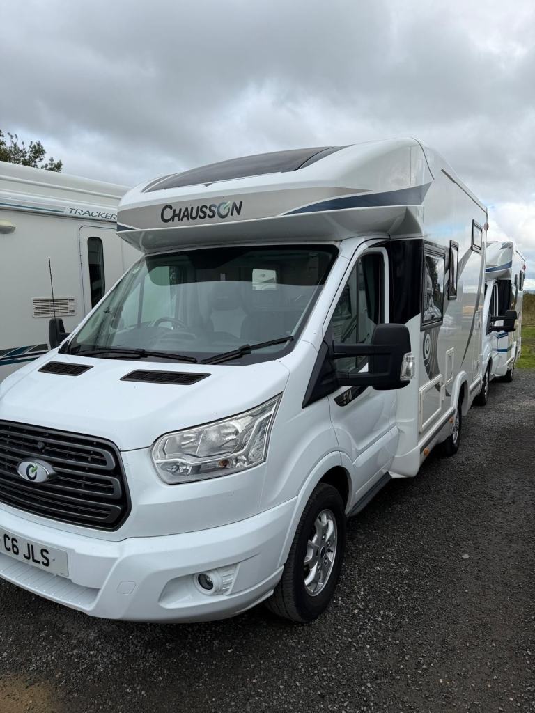 2017 - Chausson Flash 514 - 2 ltr - 66,000 Miles - 3 Berth / 4 Belts 