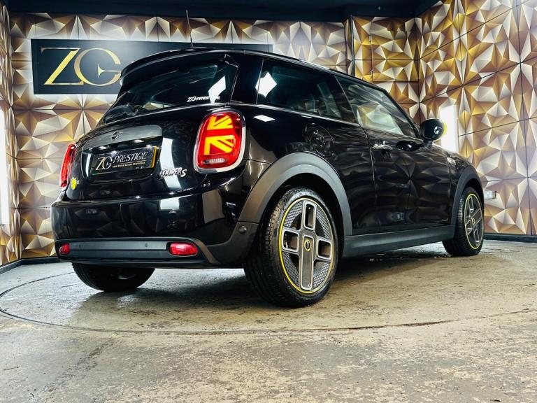 2020 MINI Electric Hatch Cooper SE 32.6kWh Level 2 Auto 3dr HATCHBACK Electric Automatic