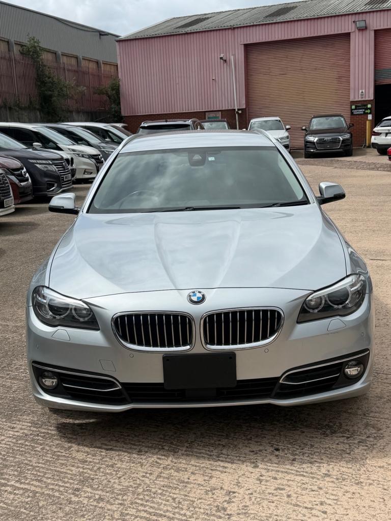 2016 BMW 5 Series 523i Luxury  estate Petrol Manual