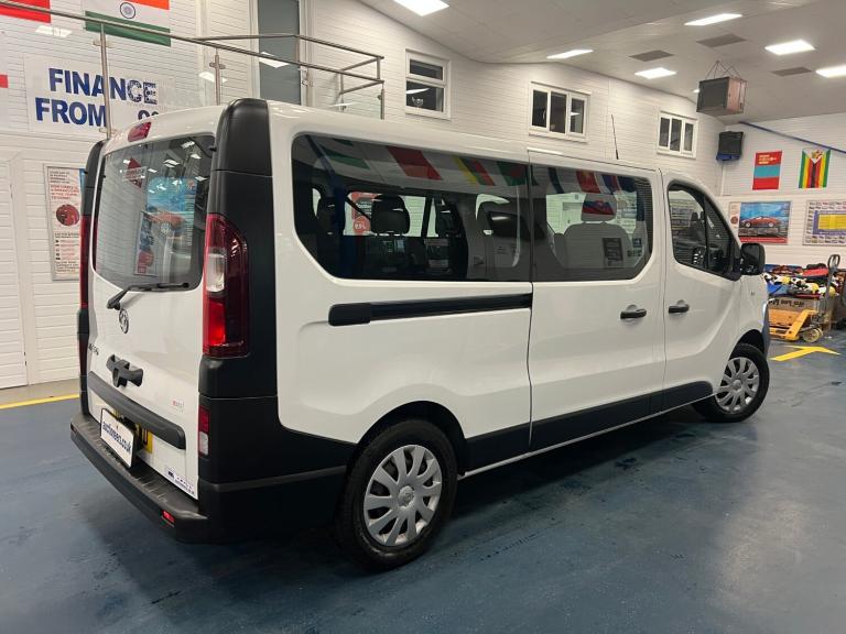 2018 Vauxhall Vivaro L2 1.6CDTI 120PS 9 SEAT LWB MINIBUS (EURO 6) ------------------------------ ...
