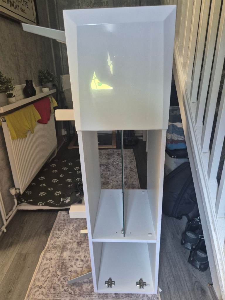 High gloss table (WHITE)