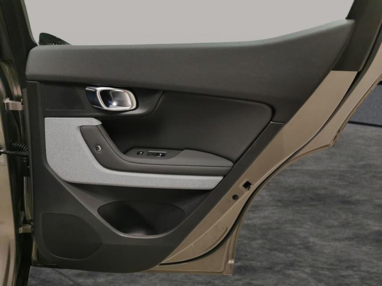 2020 Polestar Polestar 2 300kW Pilot Plus 78kWh Dual motor 5dr 4WD Auto SALOON ELECTRIC Automatic