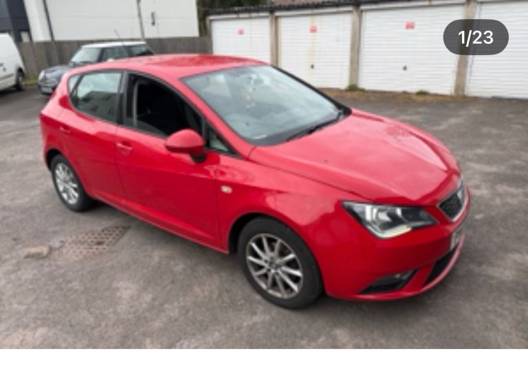 Red seat Ibiza se technology 