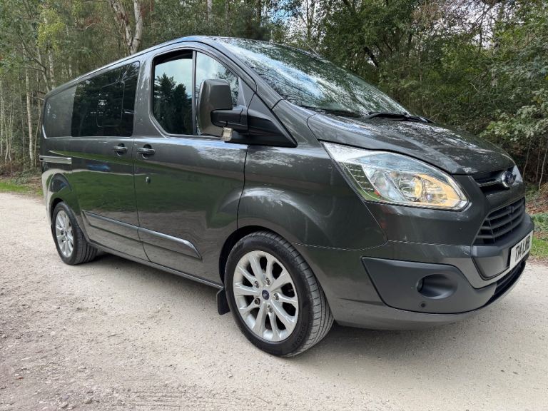 FORD TRANSIT CUSTOM DCIV 2.2 LIMITED - FACTORY 6 SEATER