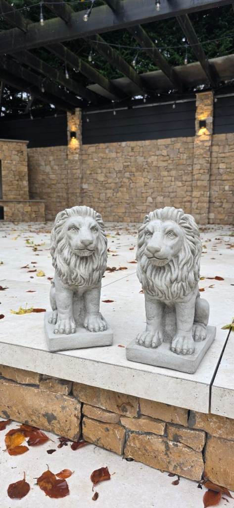 Pair of Stone Lion Statues - Garden Ornament Feature