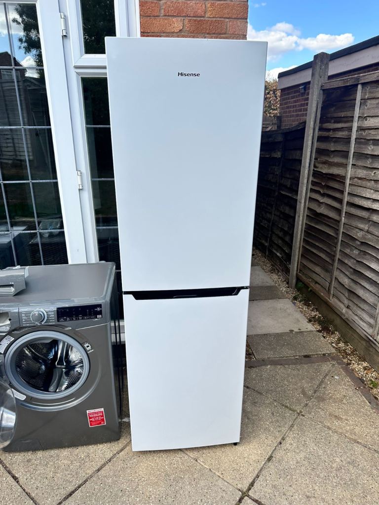 Hisense Fridge Freezer - White, 12 months warranty 