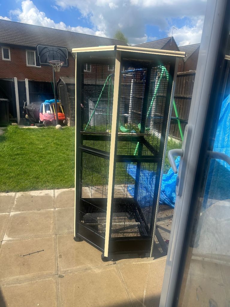Pet cage