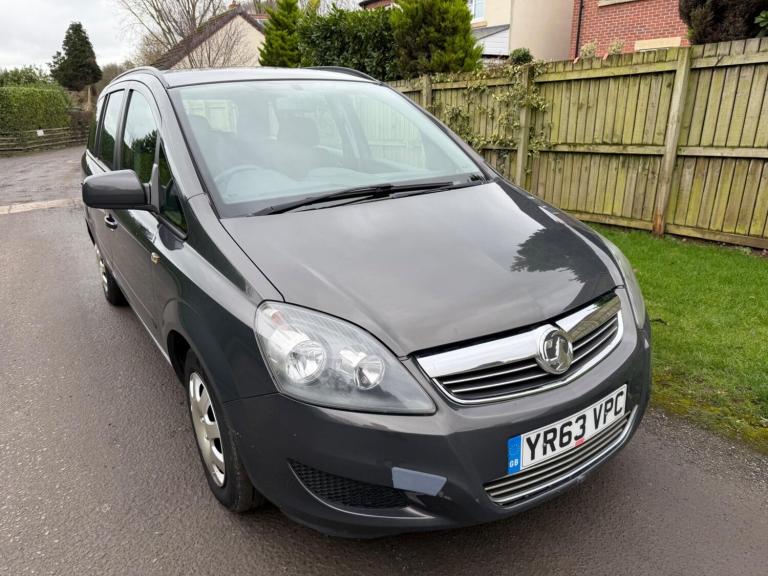 2013 Vauxhall Zafira 1.6 16V Exclusiv Euro 5 5dr Petrol