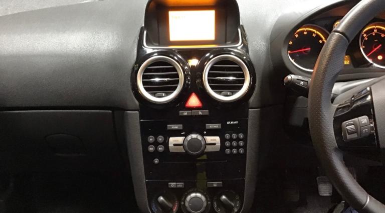 2014 Vauxhall Corsa 1.4 SXi 5dr [AC] HATCHBACK Petrol Manual