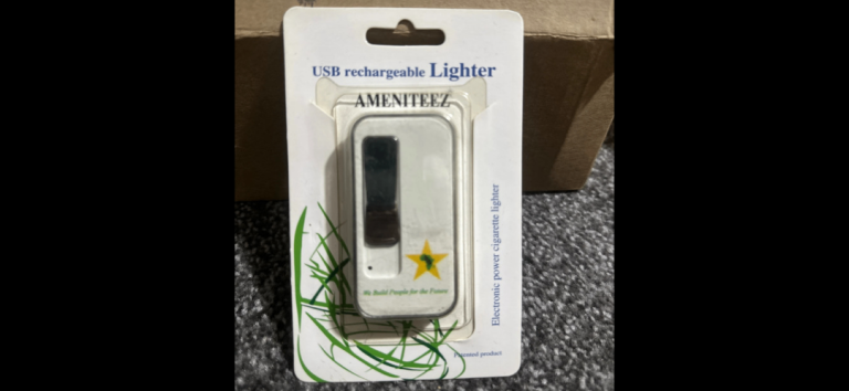 Electric cigarette lighter 