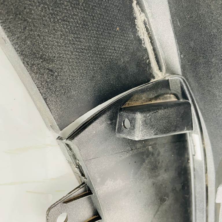 Kia Ceed Front Bumper Mk3 Genuine Silver 86511j7000 / 2020 - 2024 [ar114]