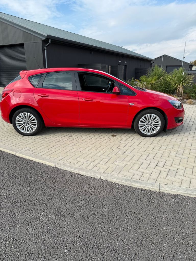 Vauxhall, ASTRA, Hatchback, 2013, Manual, 1398 (cc), 5 doors