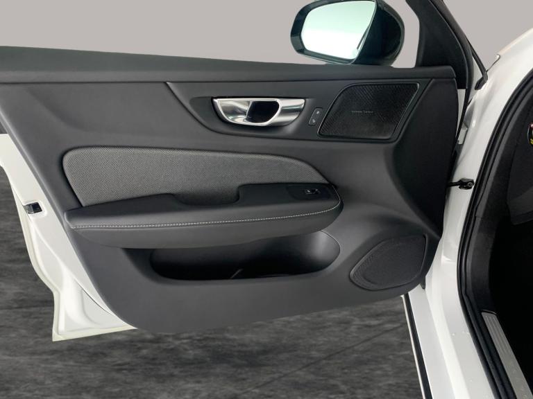 2021 Volvo V60 2.0h T8 Recharge 11.6kWh Polestar Engineered Estate 5dr Petrol Plug-in Hybr Estate...