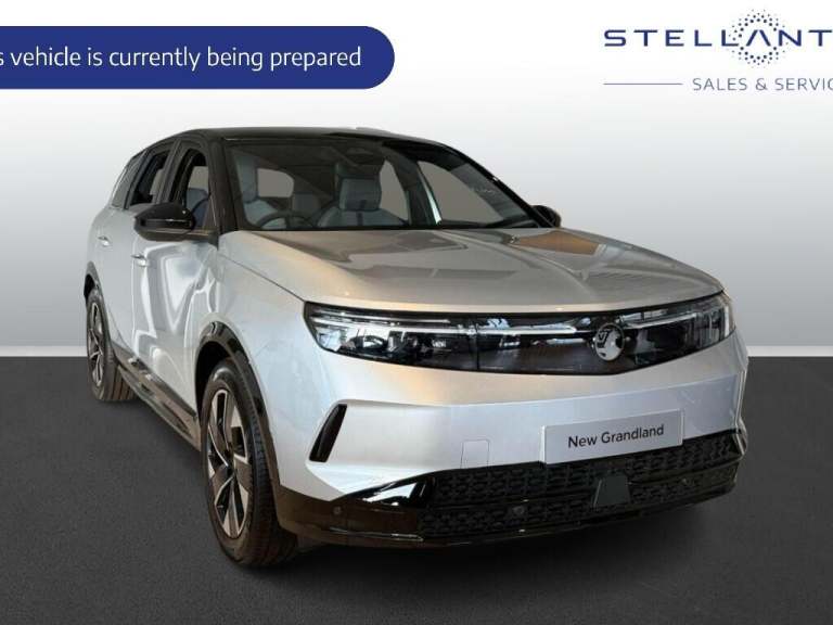 2025 Vauxhall Grandland 157kW Ultimate 73kWh 5dr Auto [Panoramic Roof] HATCHBACK ELECTRIC Automatic