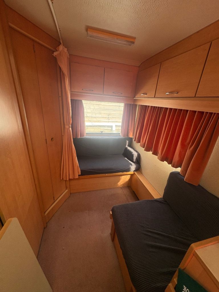 Caravan 
