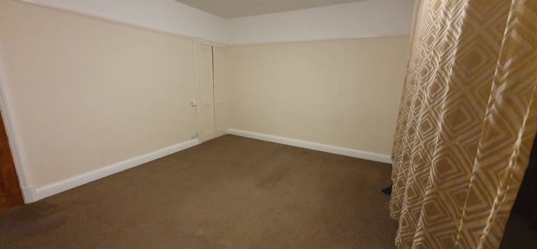 3 bed terraced house