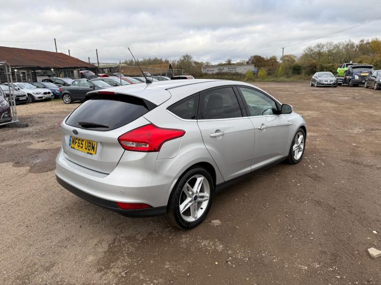 2015 Ford Focus 1.5 TDCi 120 Zetec 5dr HATCHBACK Diesel Manual
