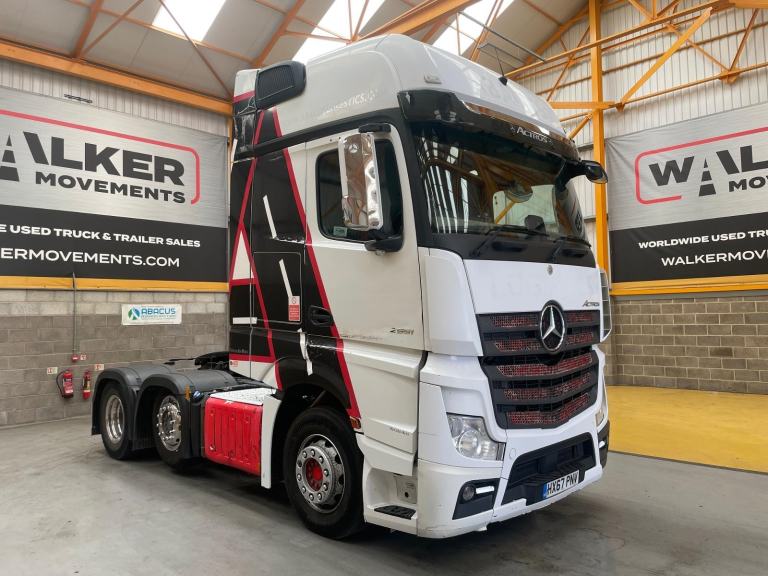 MERCEDES ACTROS 2551 GIGASPACE *EURO 6* 6X2 TRACTOR UNIT - 2017 - HX67 PNV