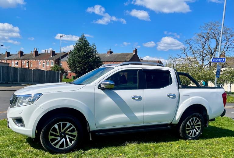 2017 Nissan Navara Double Cab Pick Up Tekna 2.3dCi 190 4WD Auto PICK UP Diesel Automatic