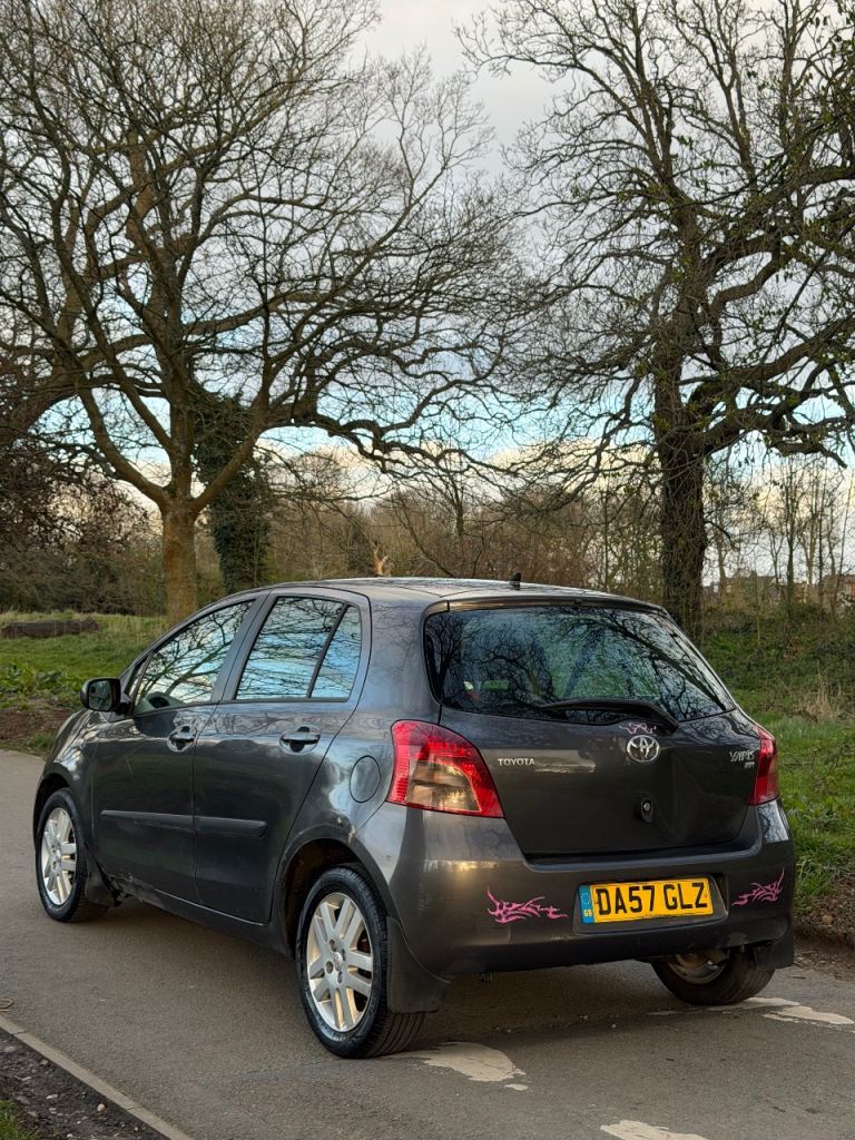 Toyota Yaris Automatic 