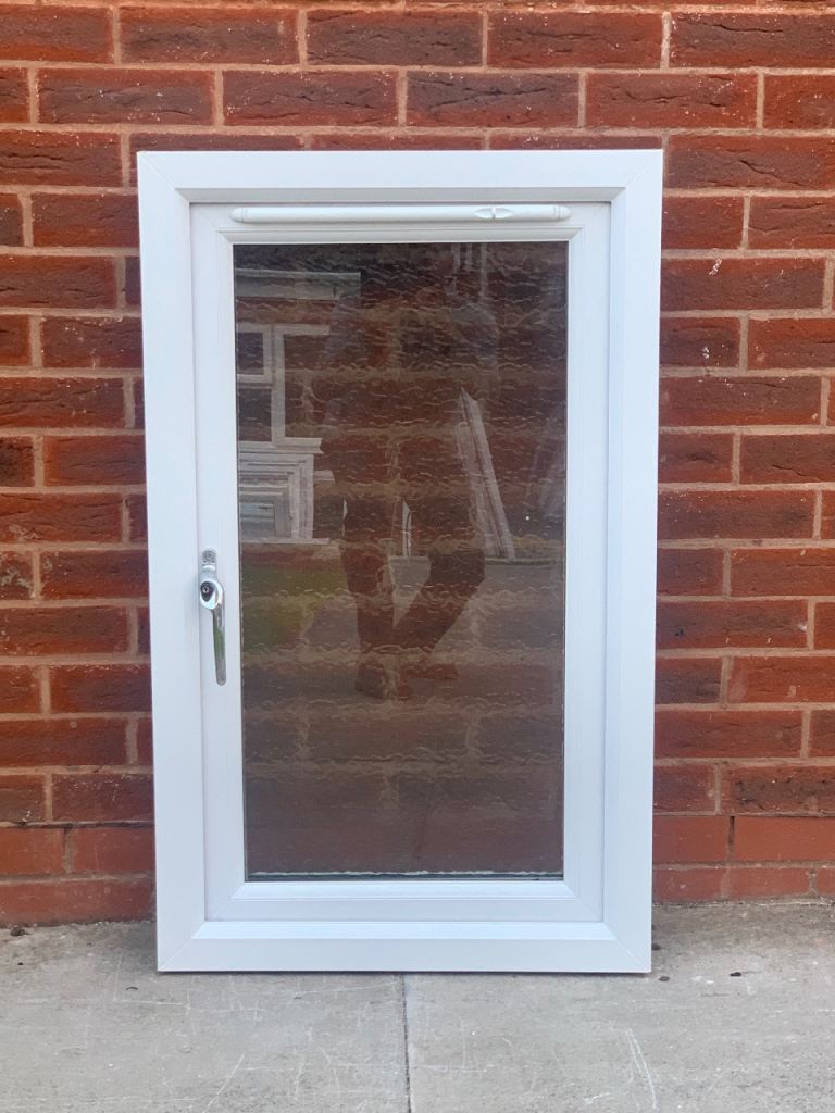 UPVC DOUBLE GLAZED BATHROOM CLOAKROOM WINDOW SIDE OPENER 62cm WIDE 104cm HIGH Can Deliver
