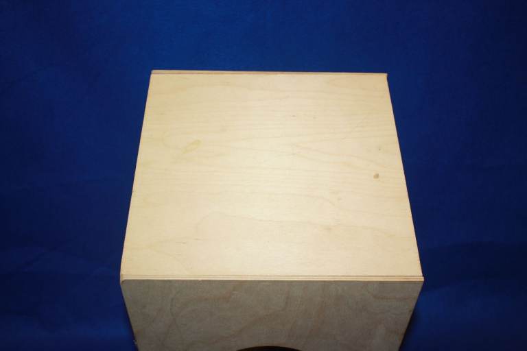 Schlagwerk Unvarnished Natural Wooden Cajon 11.1/2in x 11.1/2in x 19.1/2in High ~ £65 ono