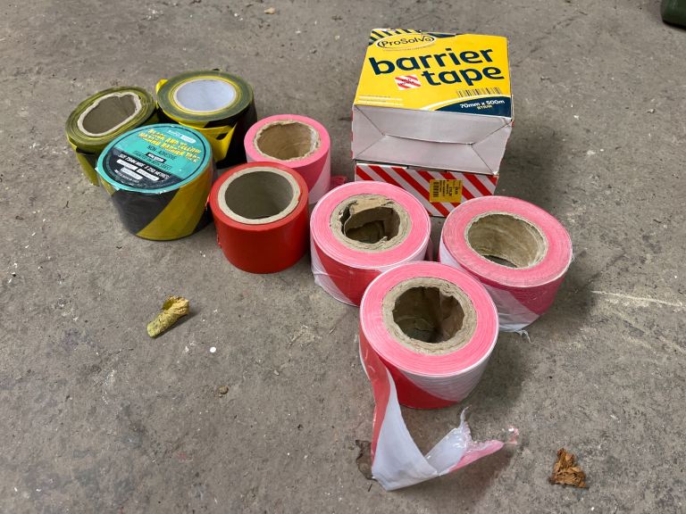 10 rolls barrier/hazard tape