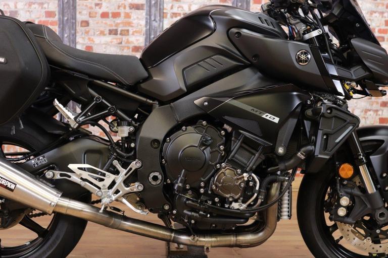 2019 YAMAHA MTN1000 MT-10 TOURER EDITION - 4,620 MILES - 2 OWNERS - EXTRAS