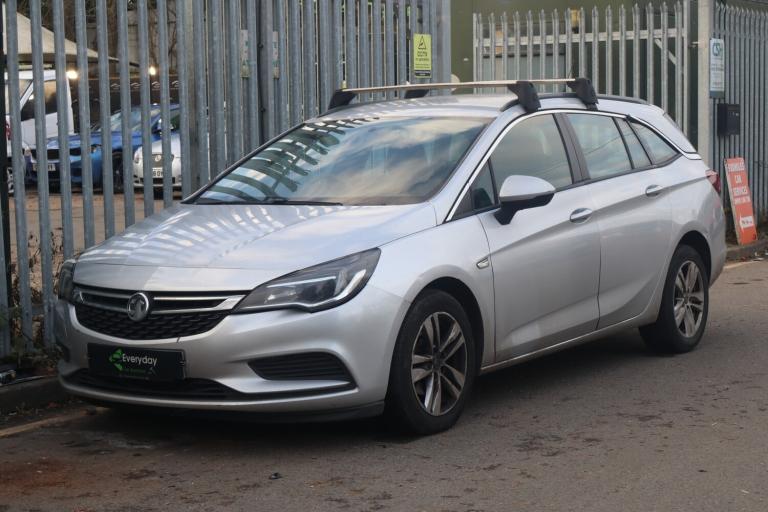 2017 Vauxhall Astra 1.6 CDTi 16V Design 5dr **Spare Or Repair** ESTATE Diesel Manual