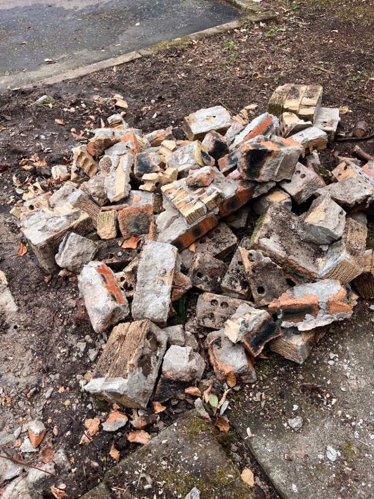 Free brick rubble 