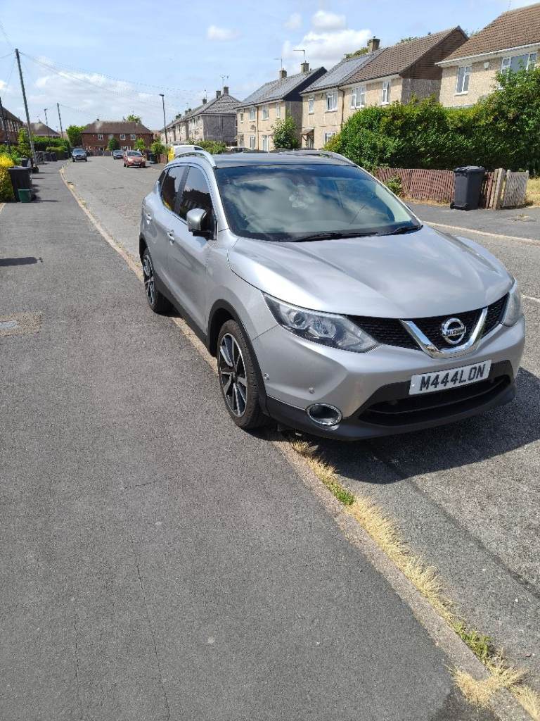 Nissan, QASHQAI, Hatchback, 2014, Manual, 1461 (cc), 5 doors
