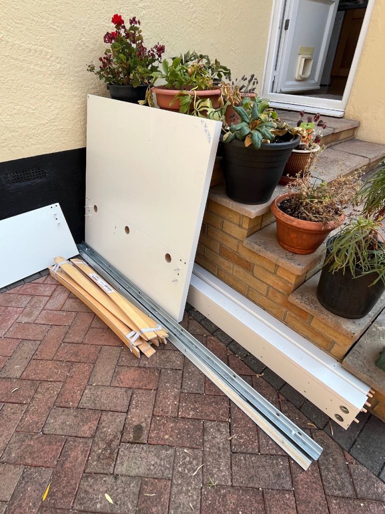 Single Bed Frame Parts – White and Wood