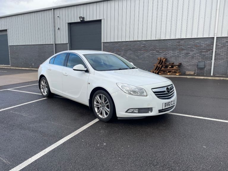 Vauxhall Insignia 1.8 VVT Petrol Exclusive - Very Low Miles 56K