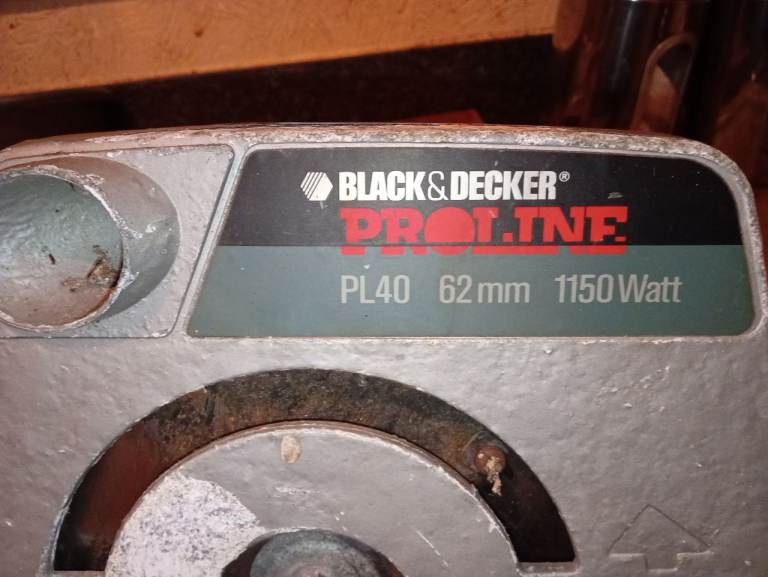 Black & decker wood saw Hand held 