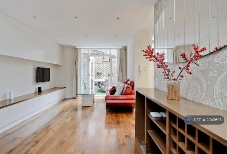 2 bedroom flat in Belsize Park, London, NW3 (2 bed) (#2743698)