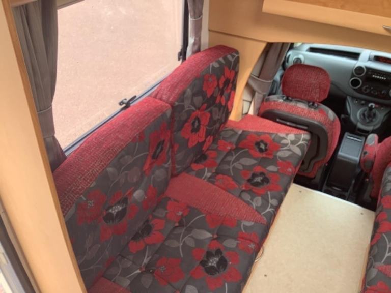 2011 (11) NU-VENTURE NU-SURF CAMPERVAN