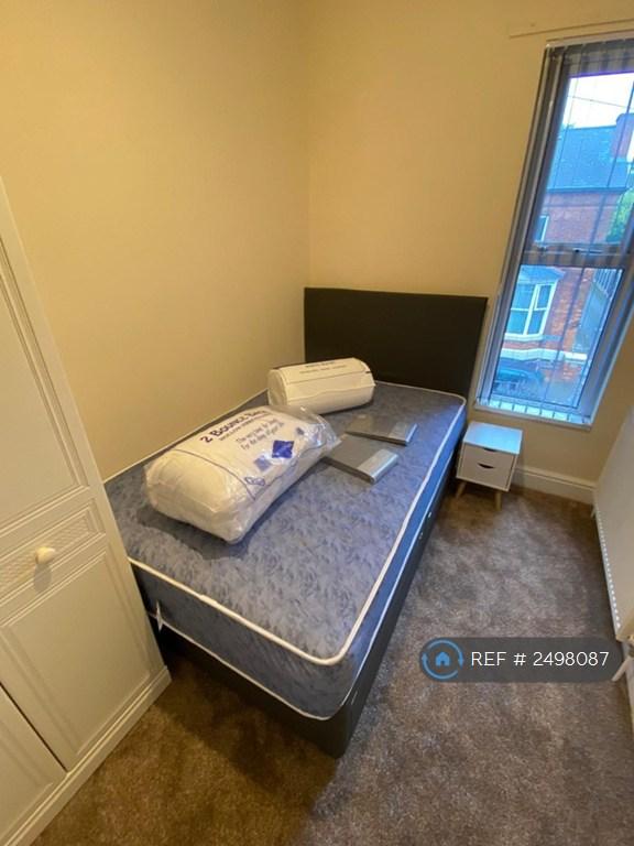 1 bedroom in Lysways Street, Walsall, WS1 (#2498087)