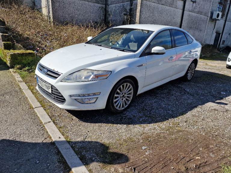 2013 ford mondeo breaking for spares
