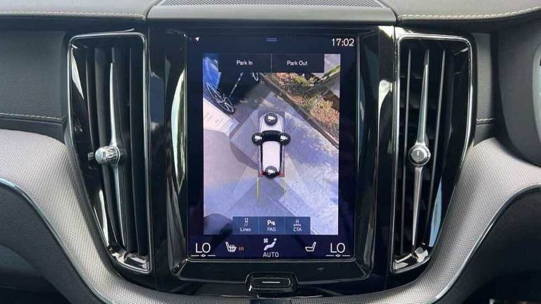 2020 Volvo XC60 2.0 B6P (300) R DESIGN Pro 5dr AWD Geartronic SUV Petrol Automatic