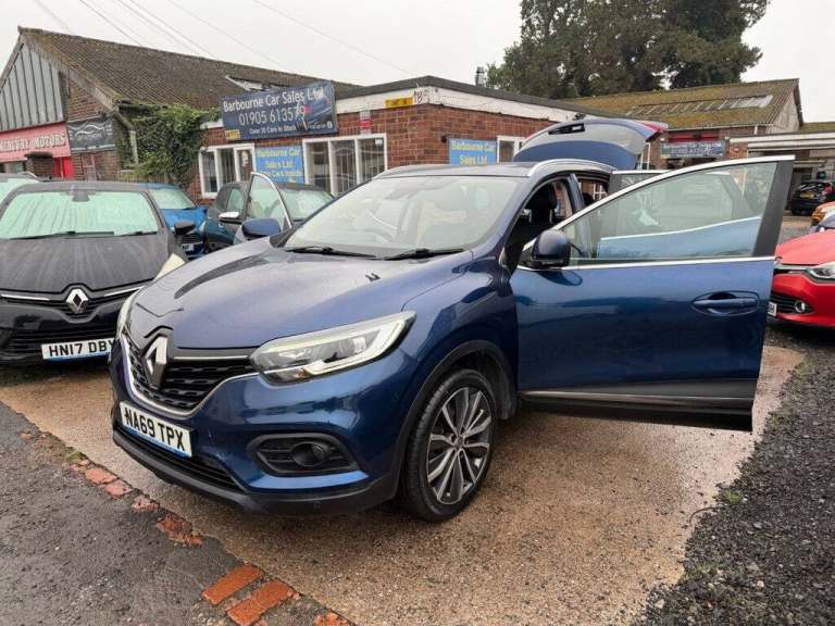 2019 Renault Kadjar 1.5 Blue dCi Iconic SUV 5dr Diesel Manual Euro 6 (s/s) (115 ps) HATCHBACK Die...
