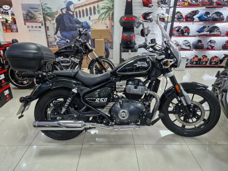 2024 ROYAL ENFIELD SUPER METEOR 650 IN GREEN
